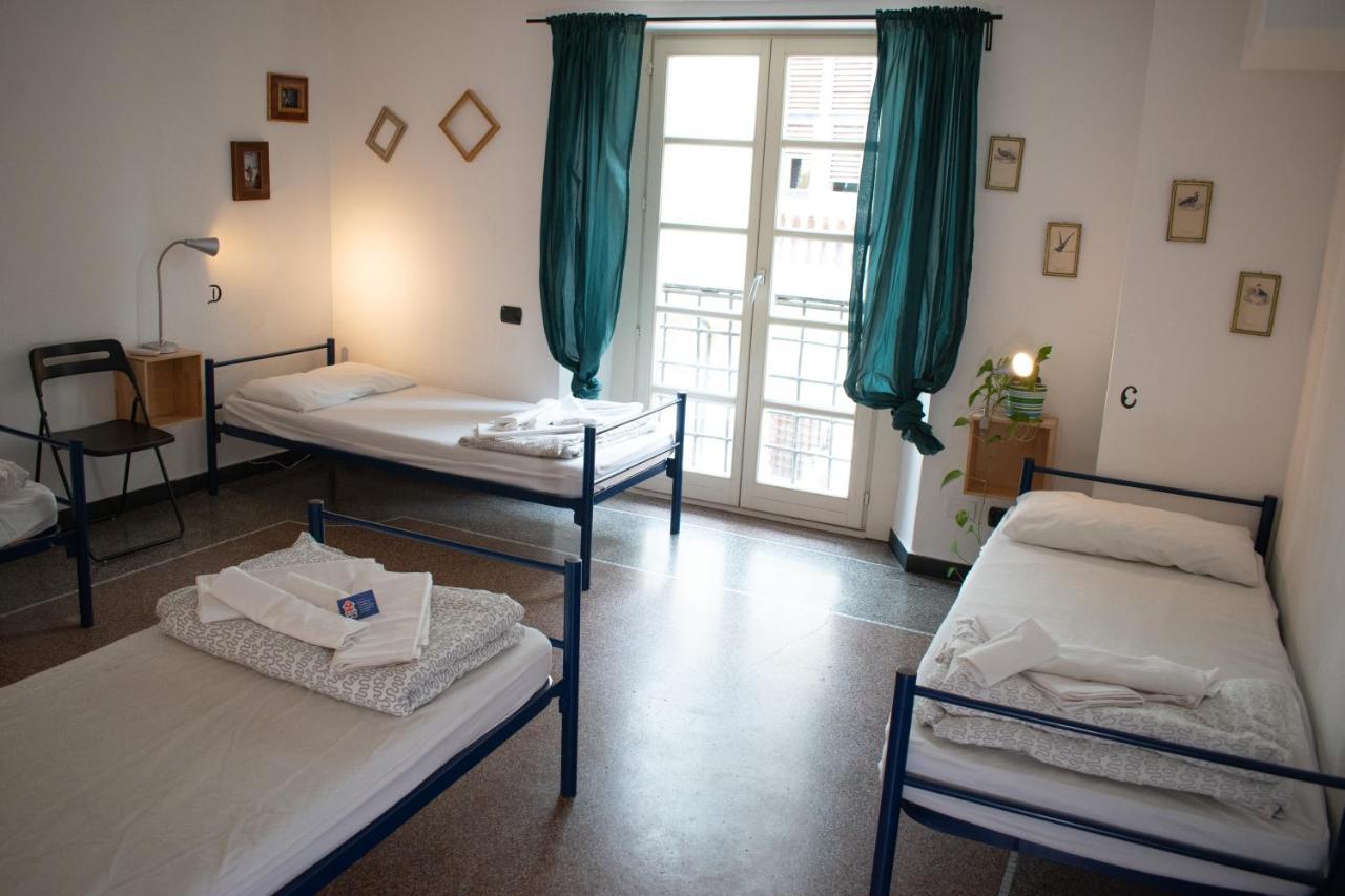 Abbey Hostal Génova