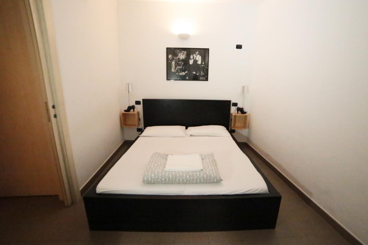 Hostal Abbey *